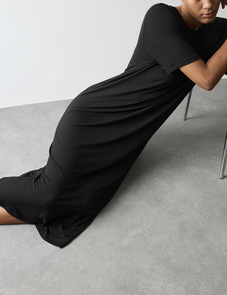 Round Neck Nightdress