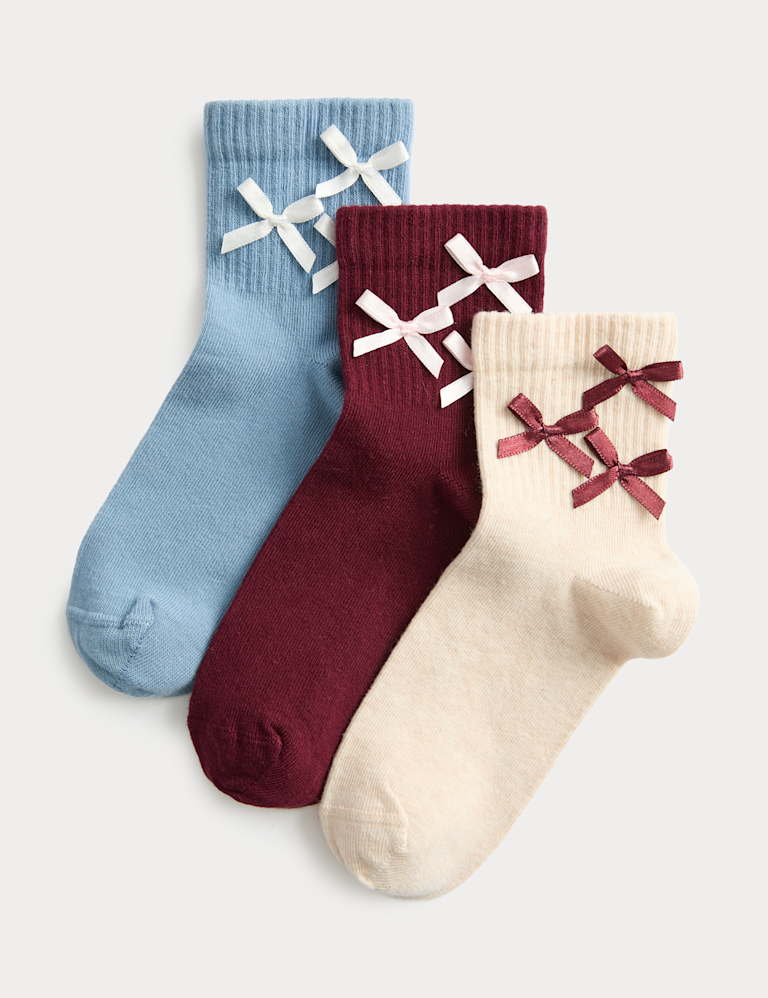 3 Pack Cotton Rich 3D Bows Socks (6 Small – 7 Large)