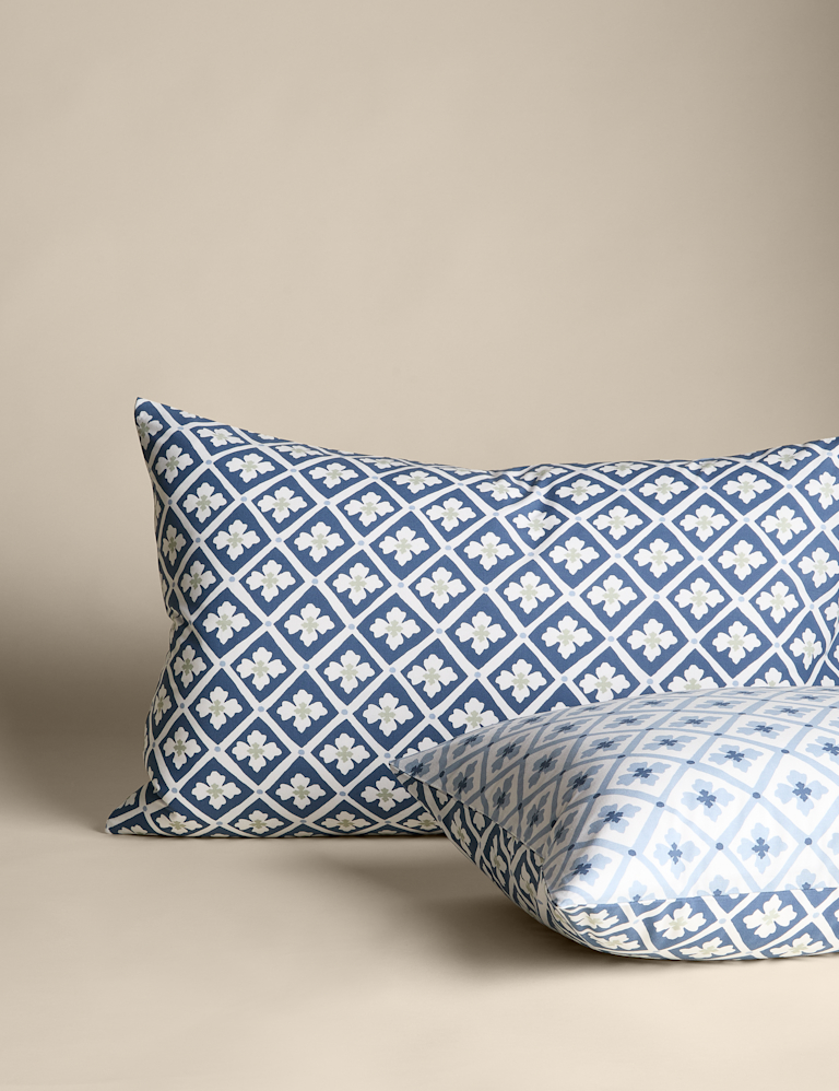 Cotton Blend Geometric Tile Bedding Set