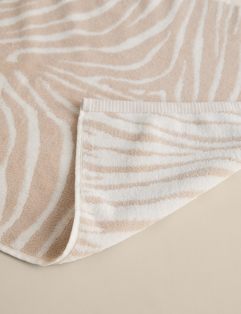 Pure Cotton Zebra Patterned Towel
