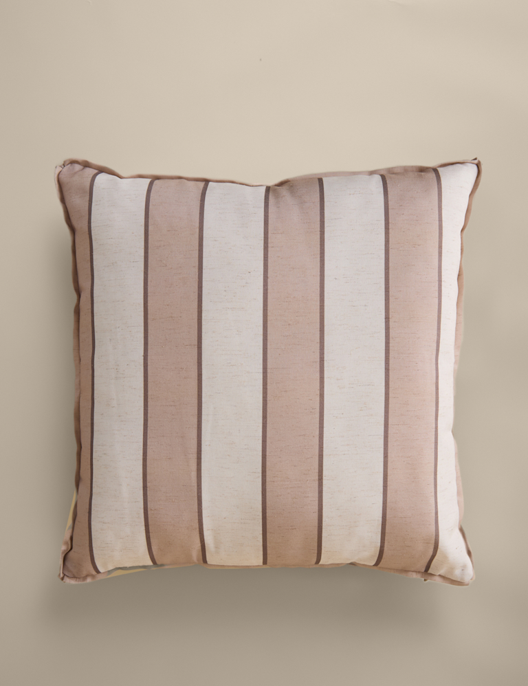 Set of 2 Striped Outdoor Cushions Set of 2 Striped Outdoor Cushions
