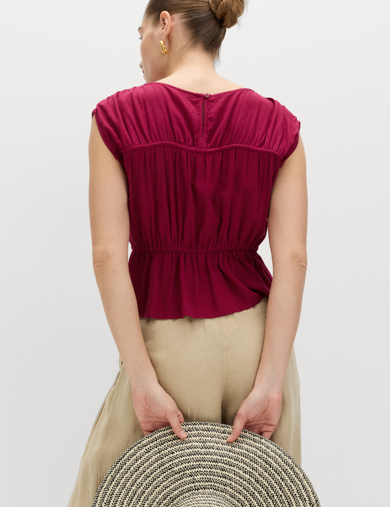Ruched Scoop Neck Regular Fit Top with Linen