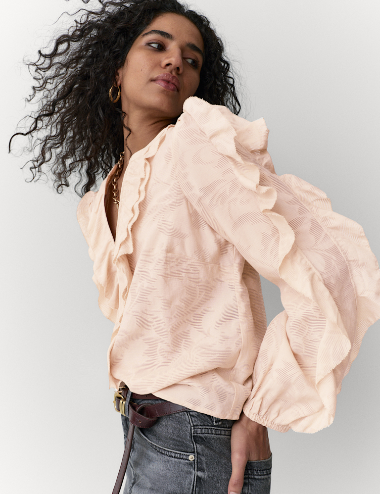 Floral Jacquard Ruffle Blouse