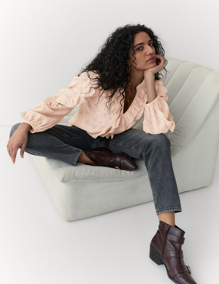 Floral Jacquard Ruffle Blouse