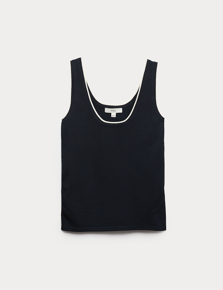 Tipped Detail Fitted Knitted Vest