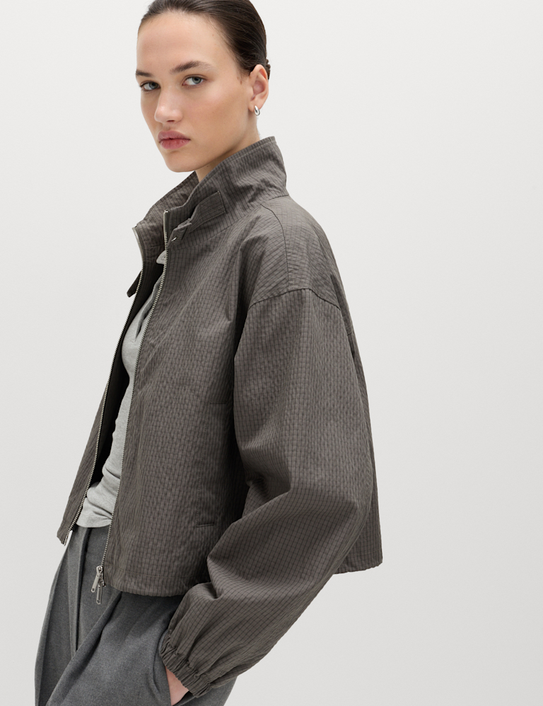 Cotton Rich Lightweight Buckle Short Jacket