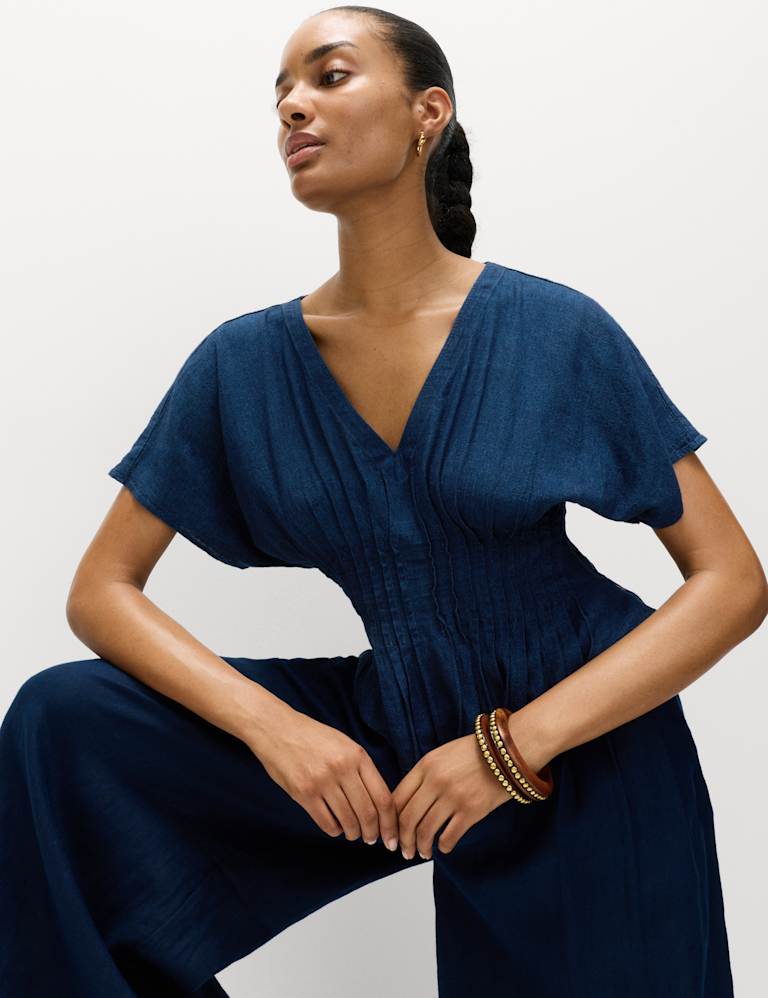 Linen Rich V-Neck Waisted Top Linen Rich V-Neck Waisted Top