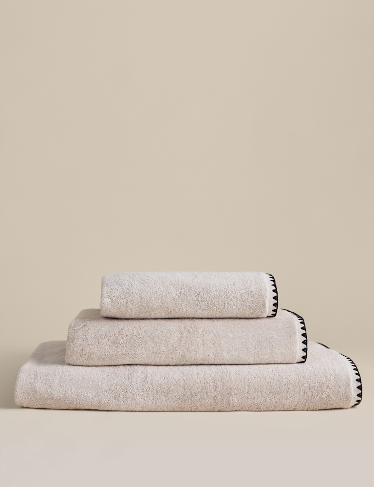 Egyptian Cotton Blanket Stitch Towel Egyptian Cotton Blanket Stitch Towel